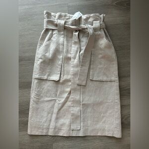 H&M tan skirt